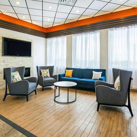 Comfort Inn & Suites Barrie Exteriér fotografie