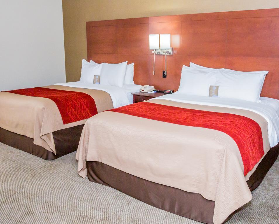 Comfort Inn & Suites Barrie Exteriér fotografie