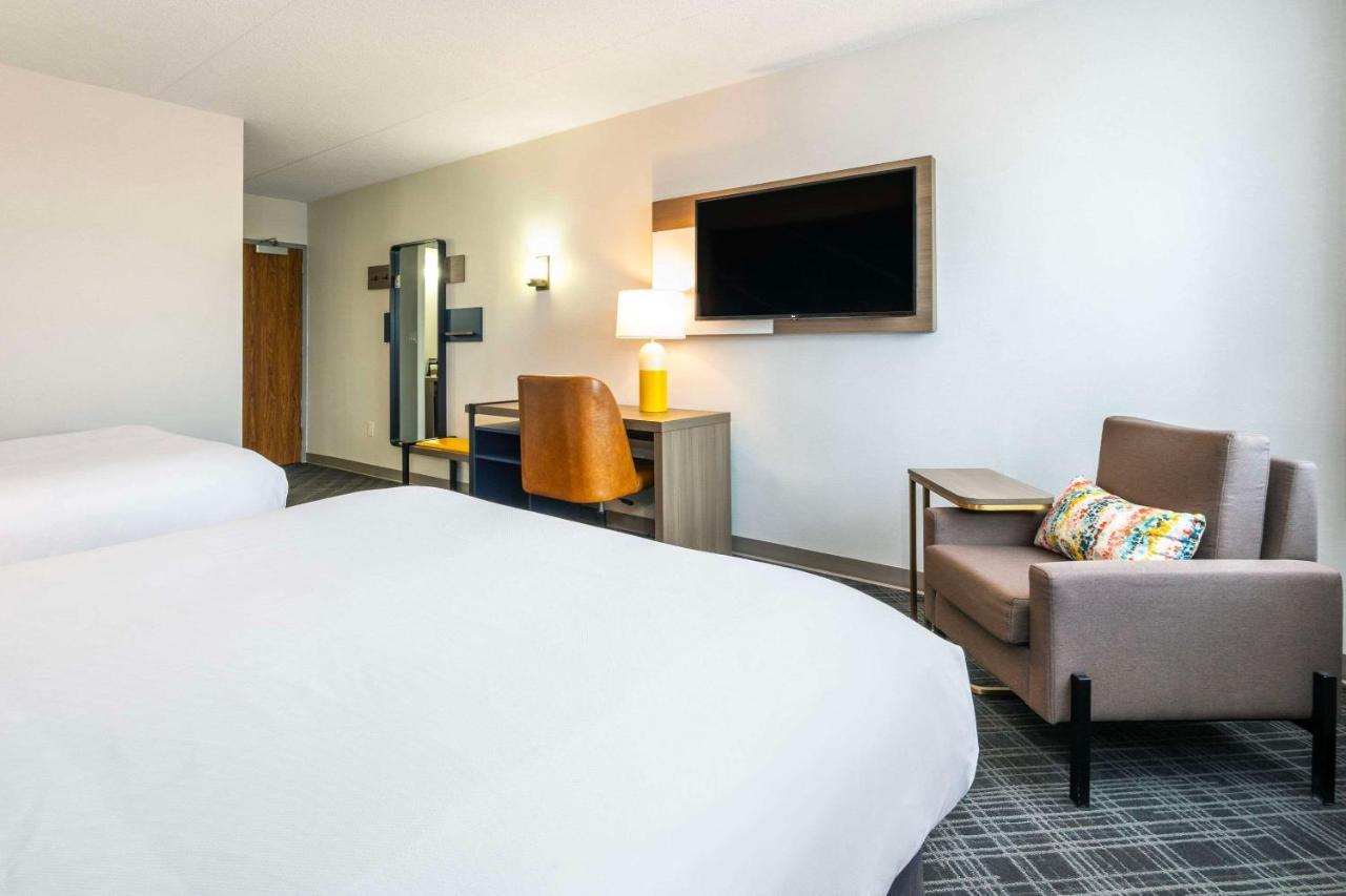 Comfort Inn & Suites Barrie Exteriér fotografie