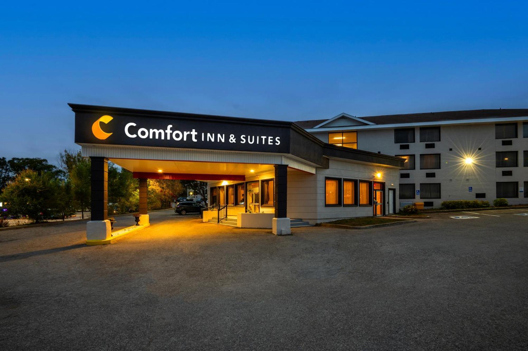 Comfort Inn & Suites Barrie Exteriér fotografie