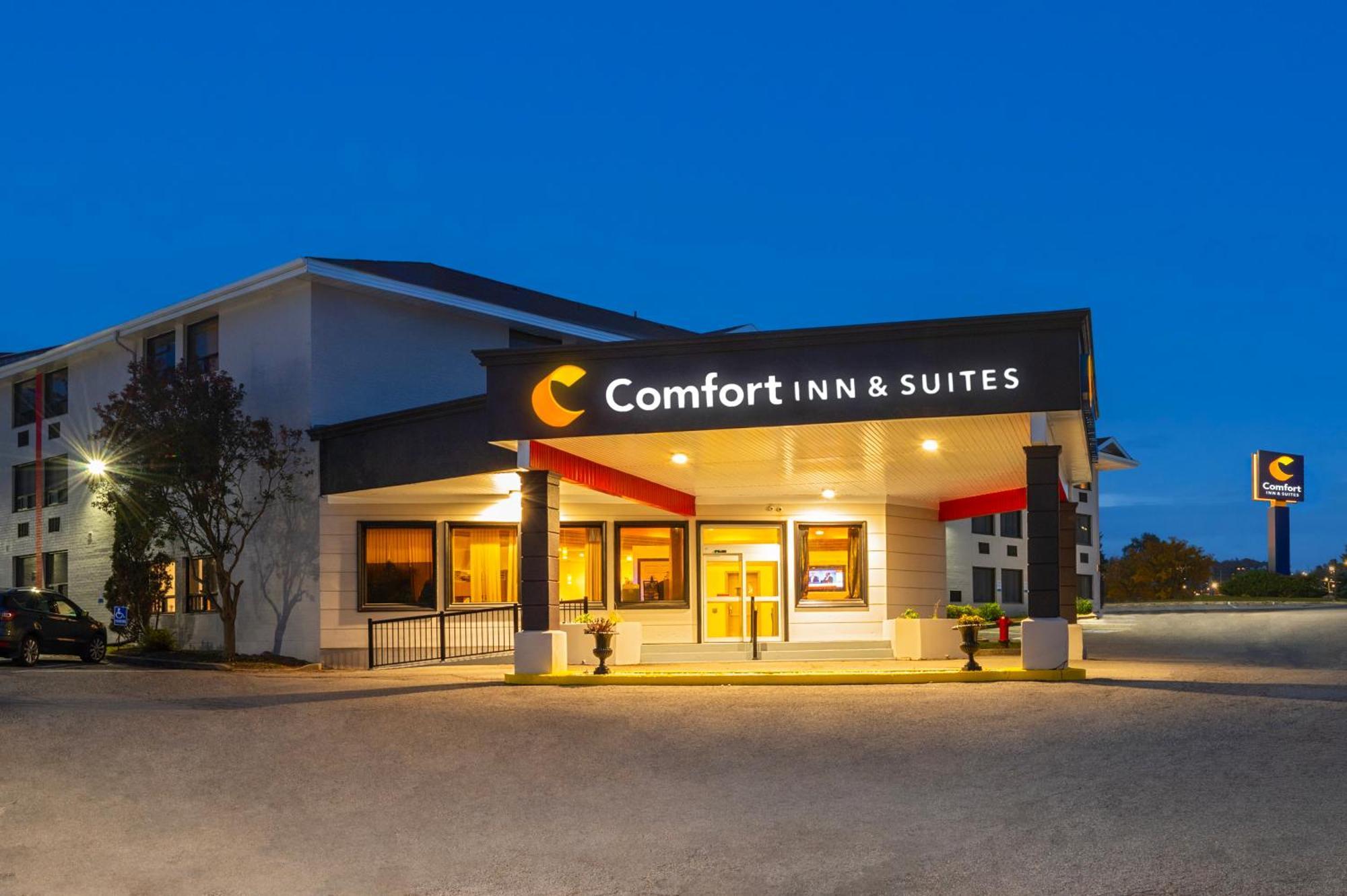 Comfort Inn & Suites Barrie Exteriér fotografie