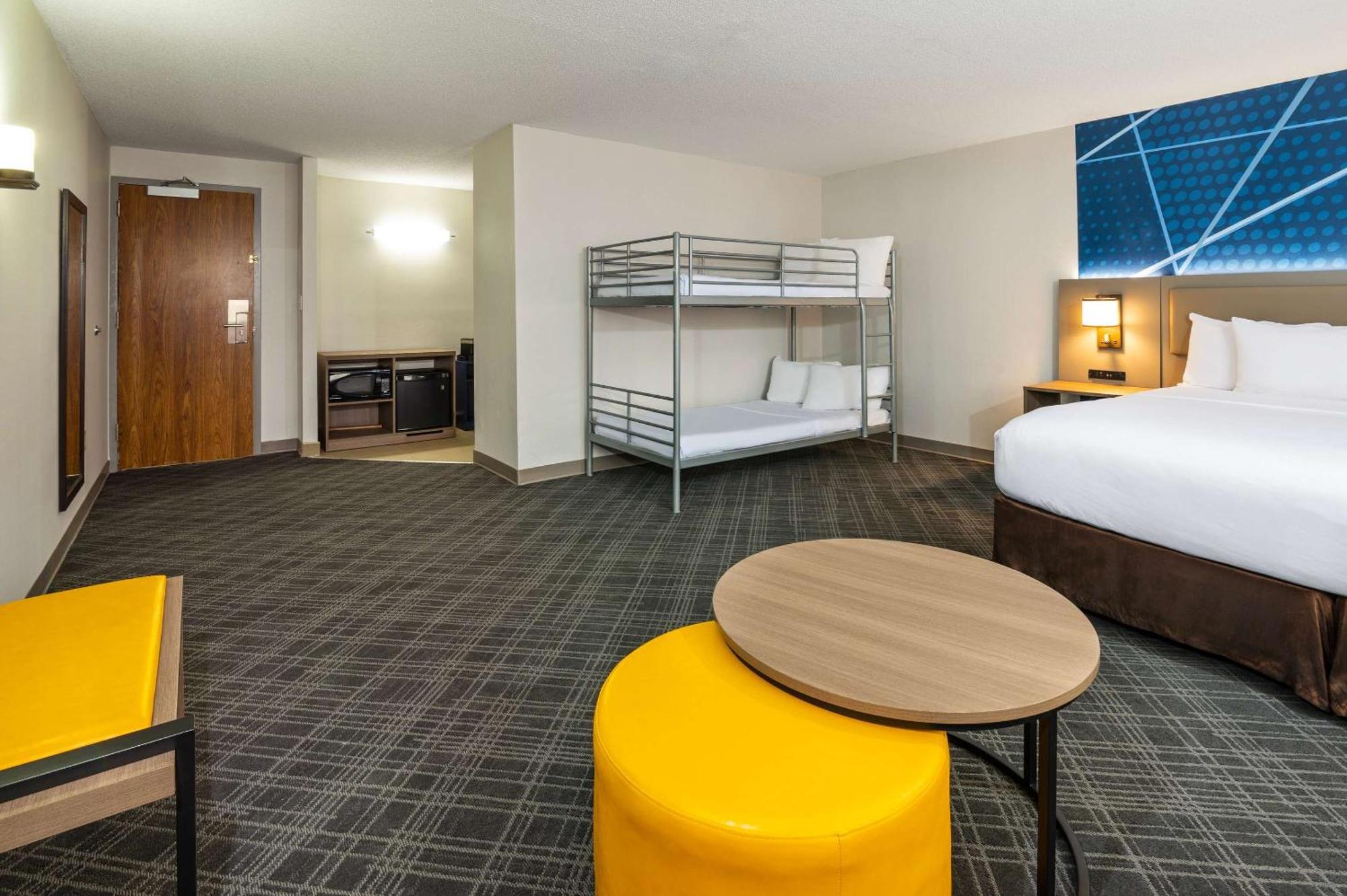 Comfort Inn & Suites Barrie Exteriér fotografie