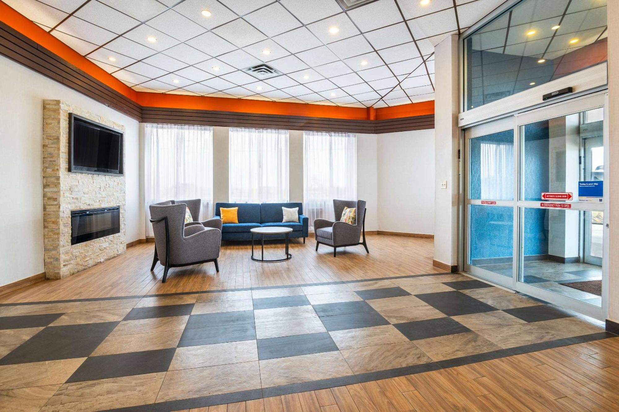 Comfort Inn & Suites Barrie Exteriér fotografie