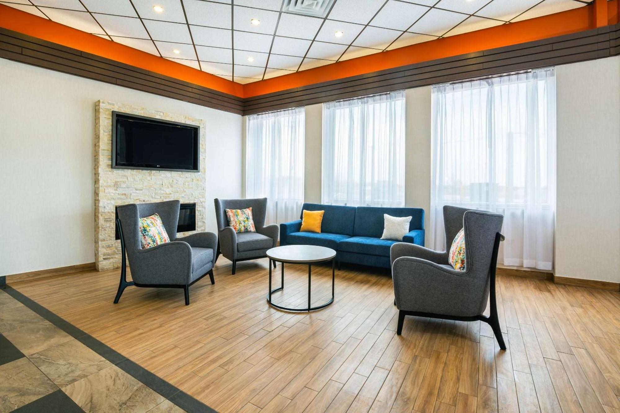 Comfort Inn & Suites Barrie Exteriér fotografie